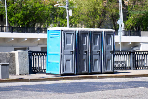 Best Porta potty rental near me  in Myrtle Grove, FL